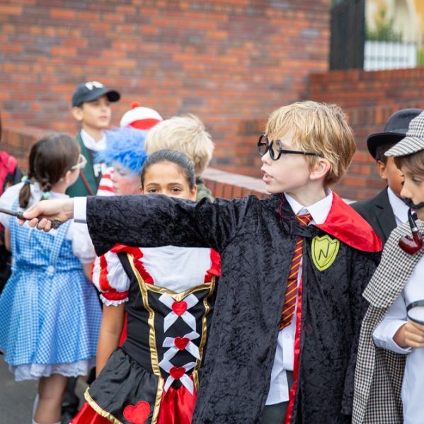 book week parade 2019-3